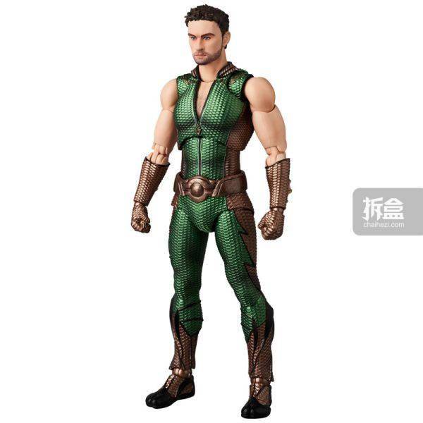 MAFEX 黑袍纠察队 深海 美剧祖国人 6寸可动人偶