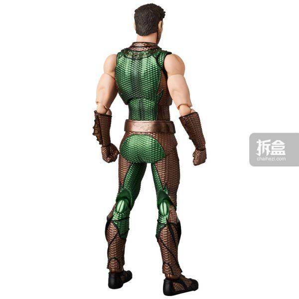 MAFEX 黑袍纠察队 深海 美剧祖国人 6寸可动人偶