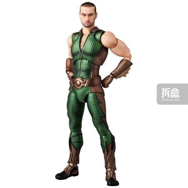 MAFEX 黑袍纠察队 深海 美剧祖国人 6寸可动人偶