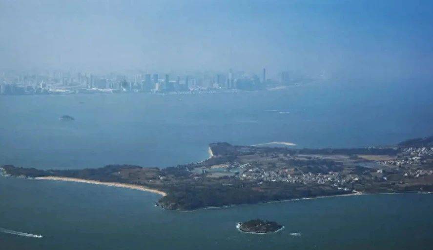 大陆打响“第一枪”！90艘军舰现身台海，台当局彻底慌了