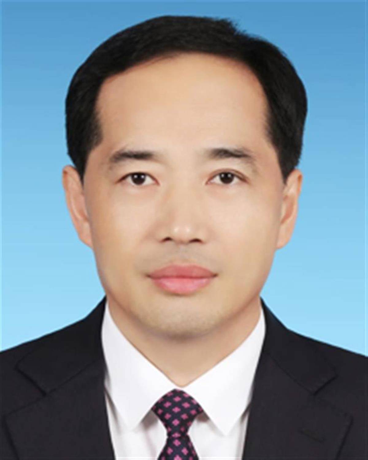 极目政情|市长王启荣主动投案，6天前还在主持会议