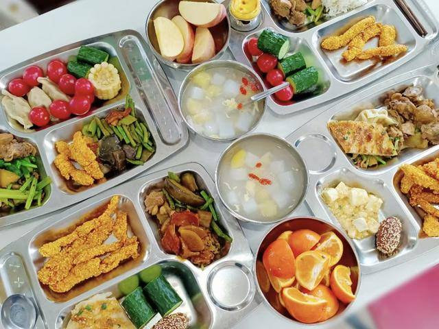 中听丨“国企风食堂”火了，和局长成“饭搭子”是什么体验？
