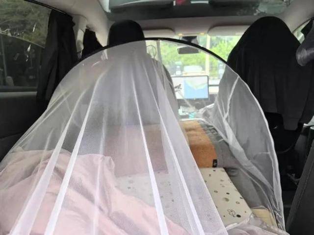 深圳一程序员睡在车里3年多不租房，为省钱？当事人回应网友质疑
